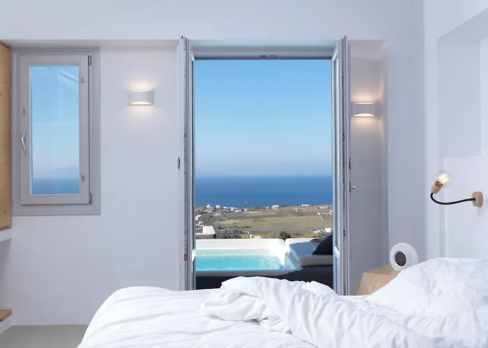 Elysian Santorini Villa Oia 